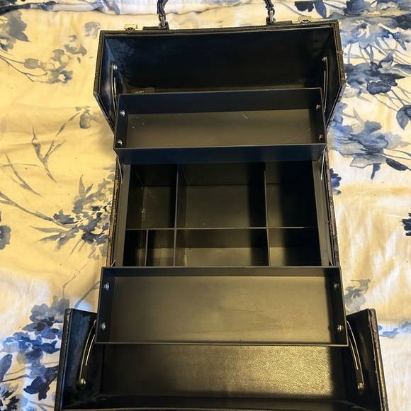 NEW Christian Dior Trotter Vanity Makeup Box - NEVER BEEN USED BEFORE - Picture 3 of 9